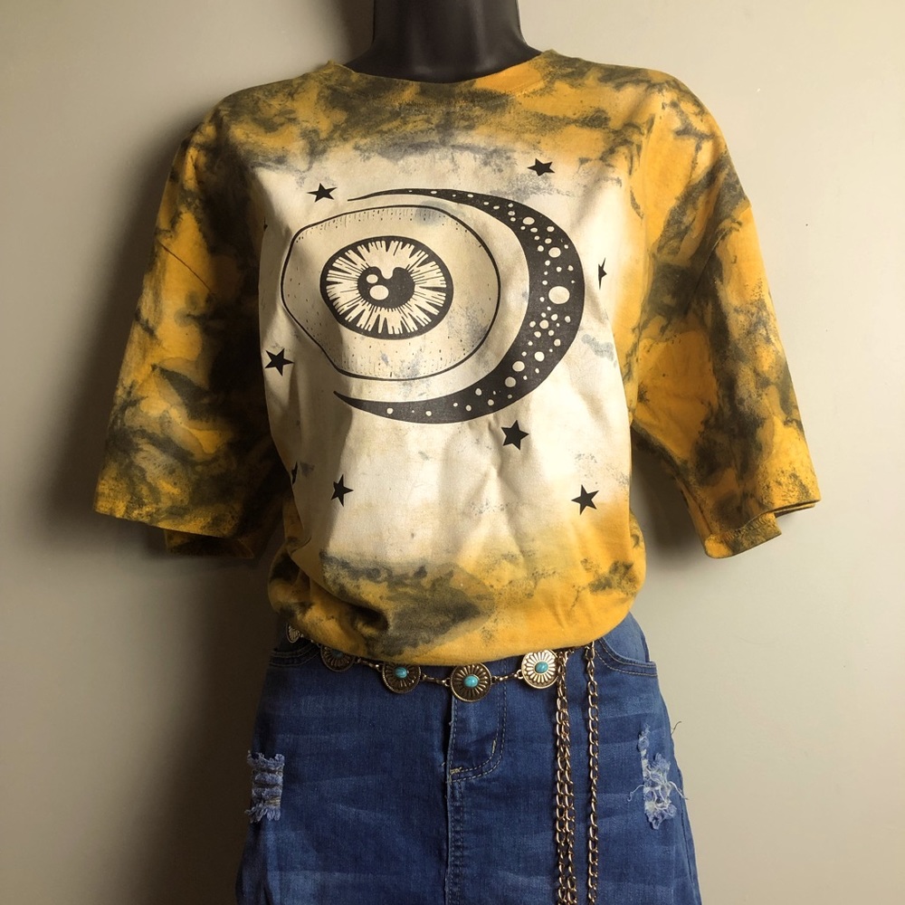 Eye moon Tye dye women crew neck tee
